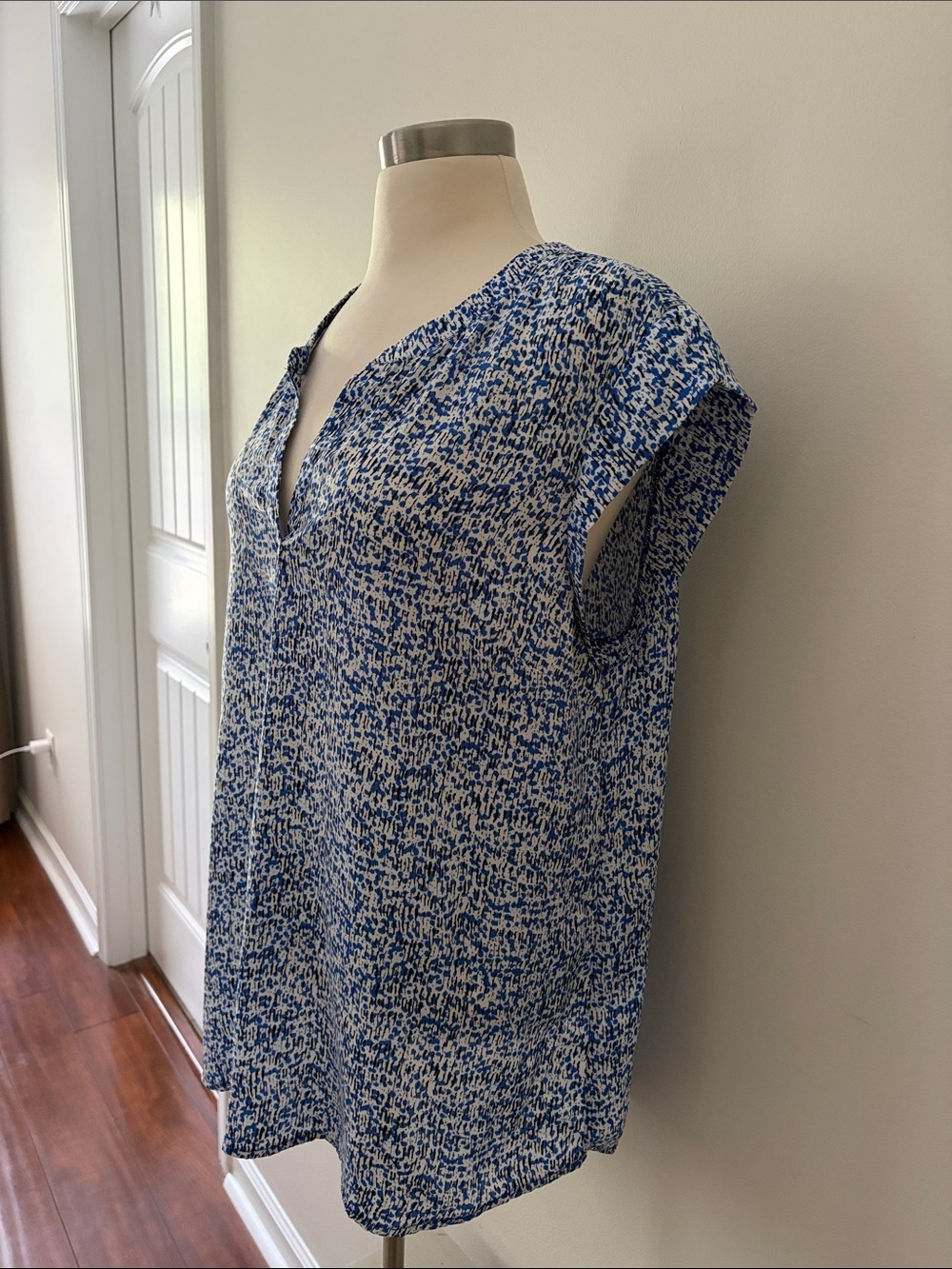 Hilary Radley Blue White Black Splatter Print Split-Neck Tunic L Office Church - Picture 5 of 8